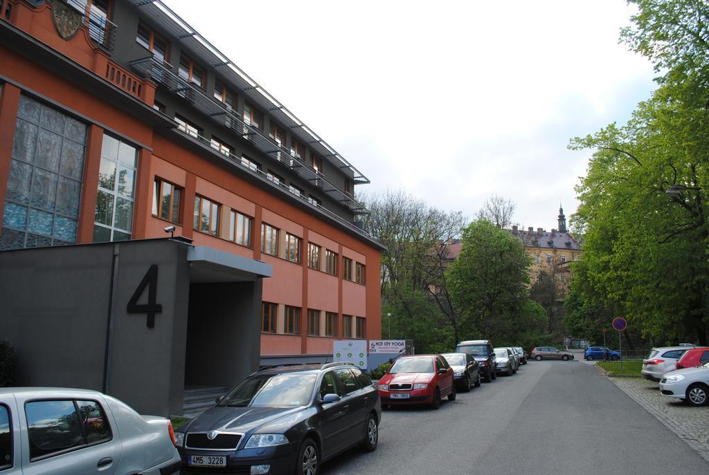 Apartment Centrum + Parking Olomouc Eksteriør billede